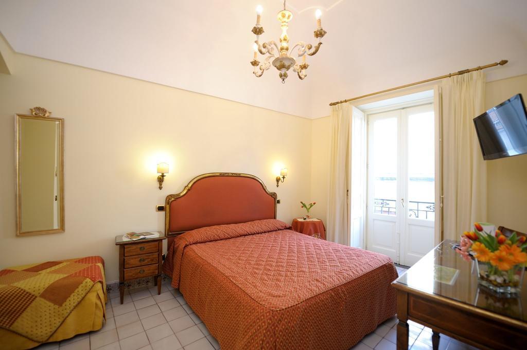 Residenza Del Duca Amalfi Chambre photo